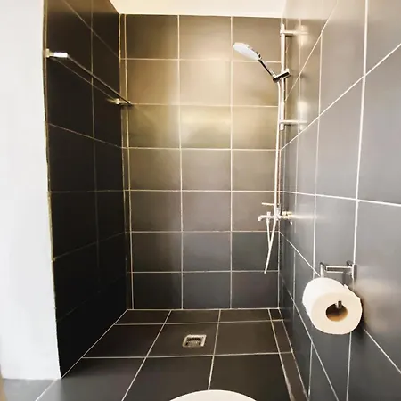 Apartament Modern In Center, 5min From Larnaca